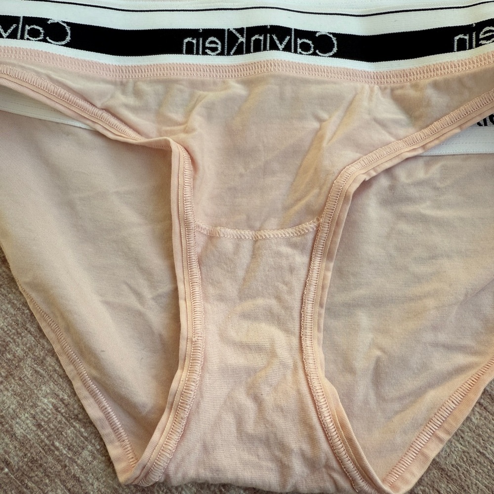 Calvin Klein Modern Cotton Unlined Bralette and Bikini in baby pink ⭐SET⭐ - Picture 5 of 5